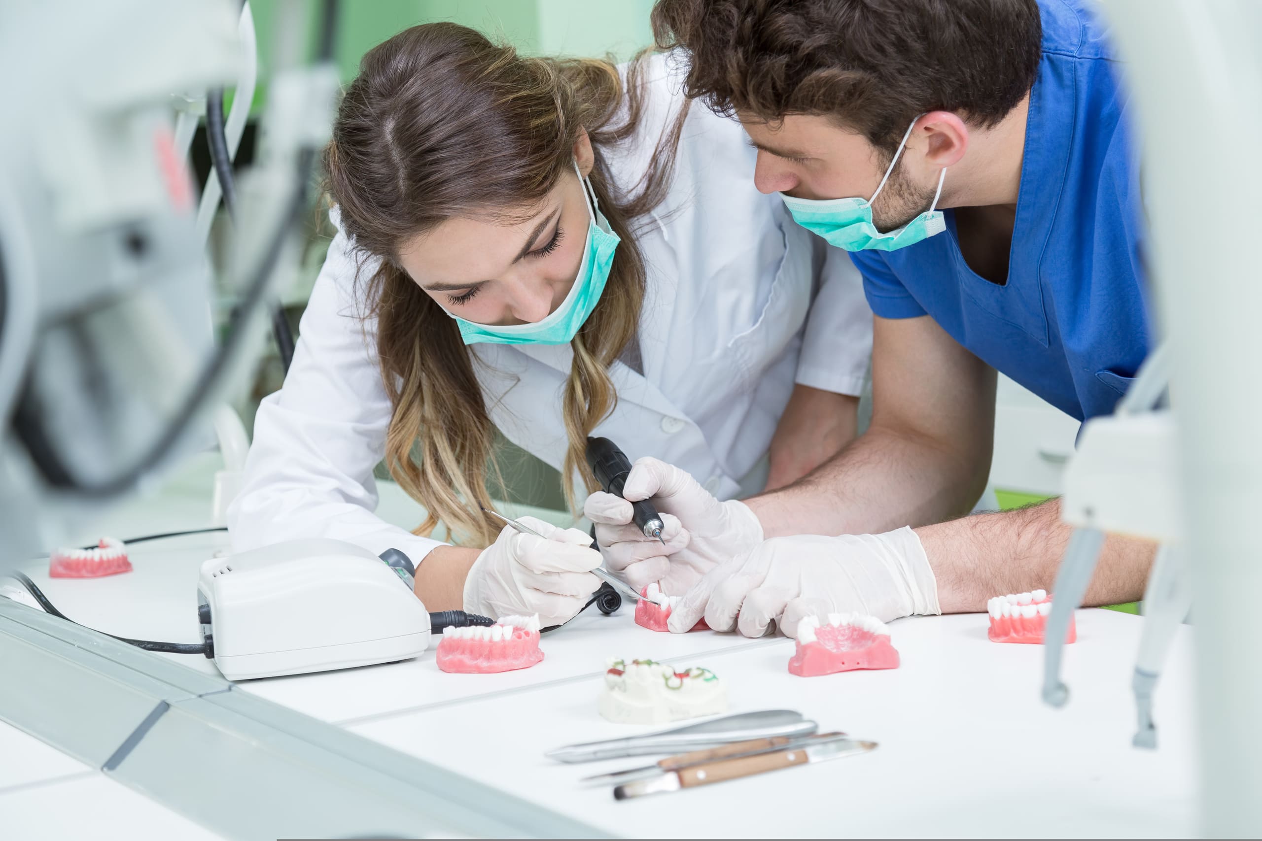 études implants dentaires