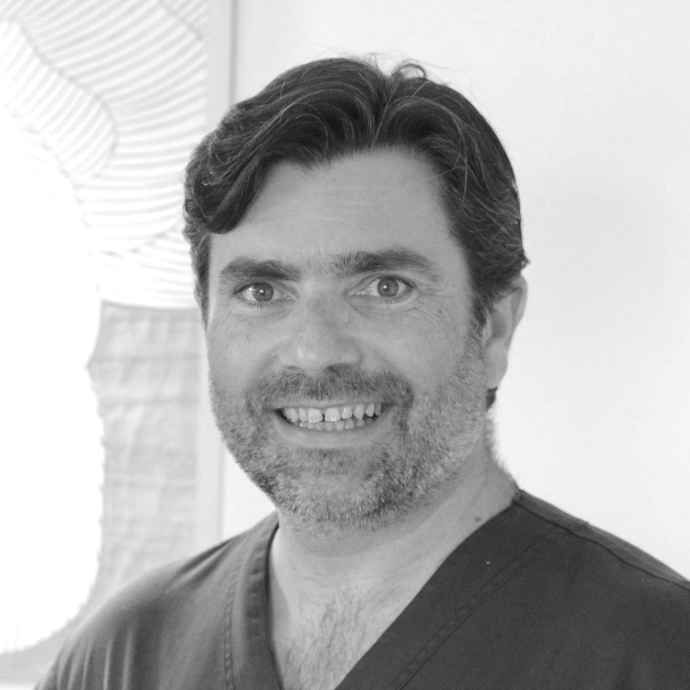 DR PROUHEZE dentiste implantologue